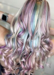 Hair Color Magic in Winter Park: Salons for Vibrant & Stylish Locks