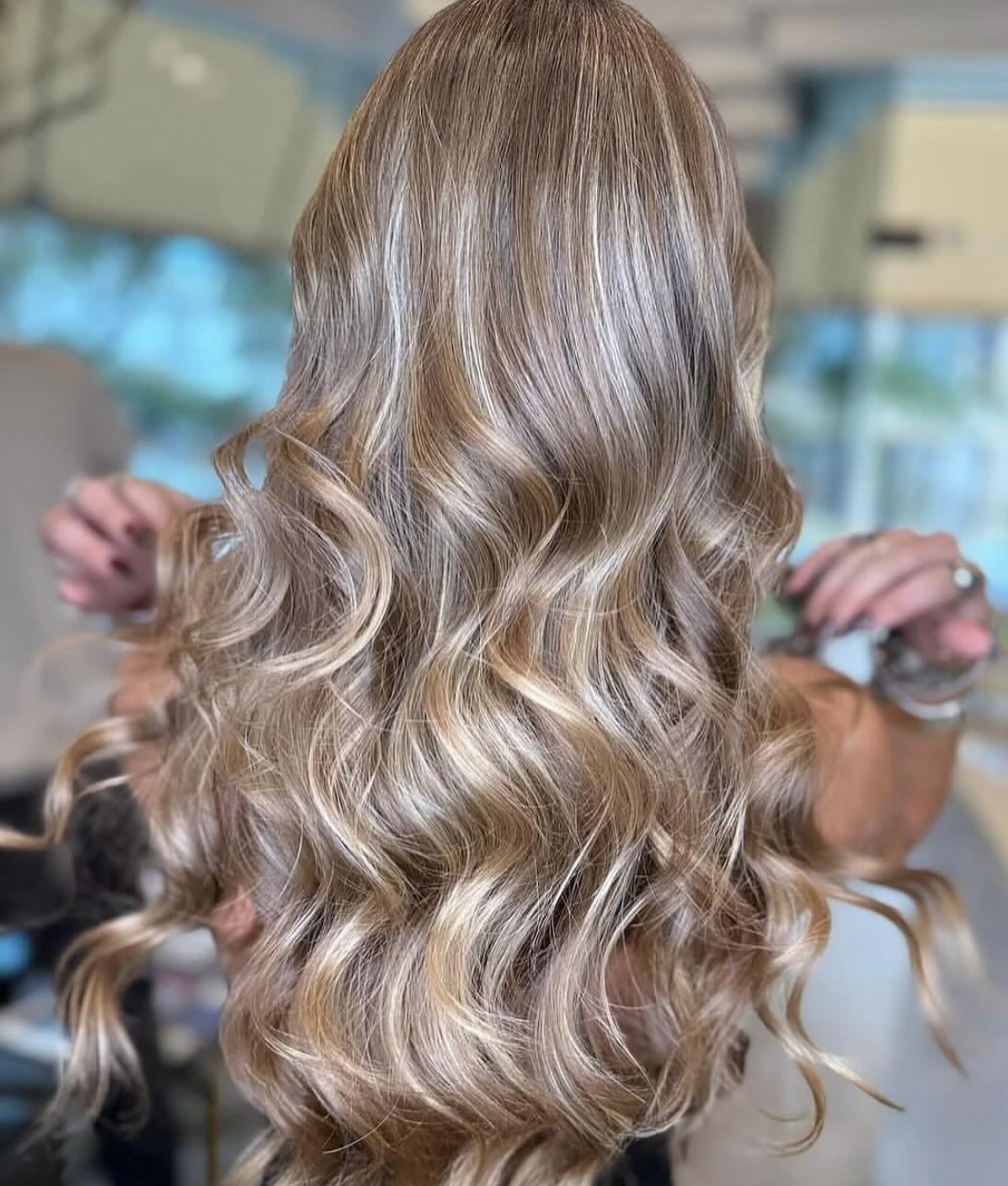 Curly Hair Style by Bonne Vie Hair Salon in Orlando,