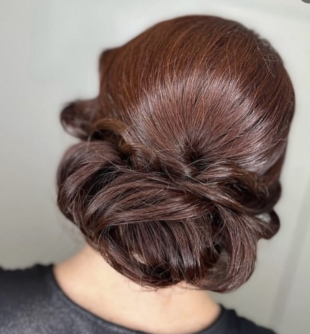 Elegant & Easy Hairstyles For All Hair Types